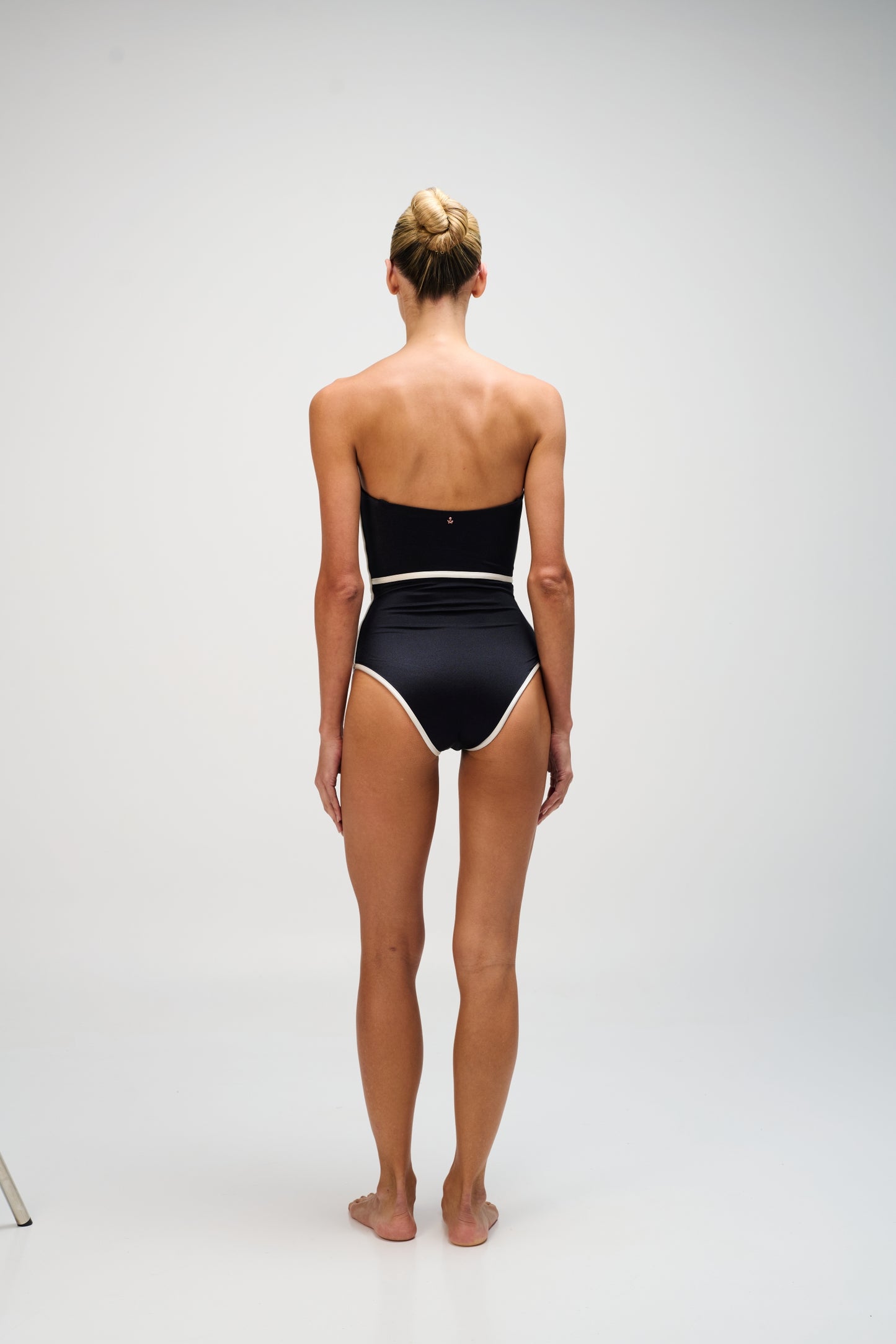 NAXOS ONE PIECE