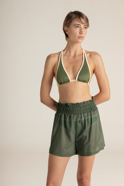 Short with shrirred waistband