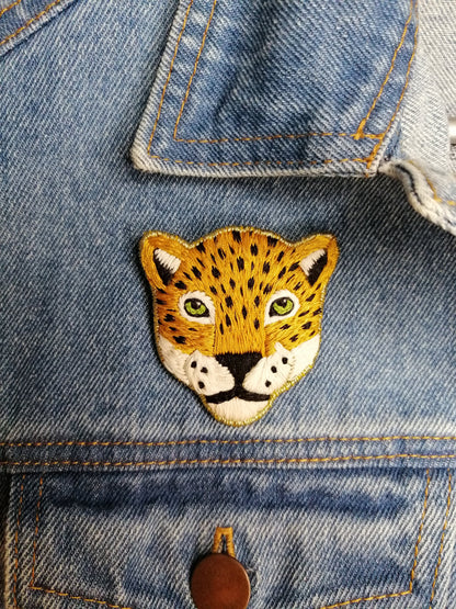 Mini Jaguar Pin